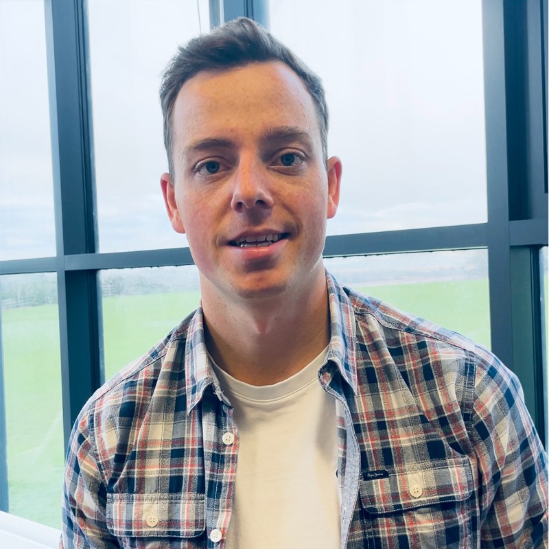 <title of image as alt>